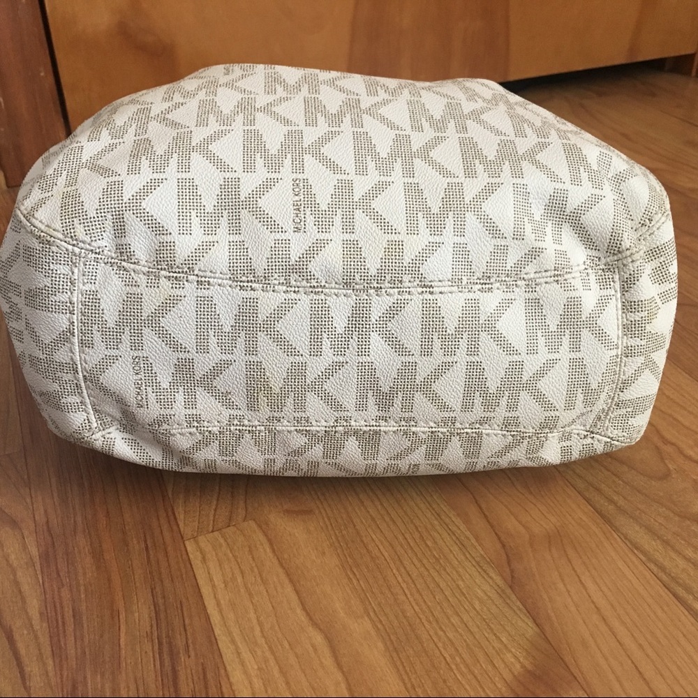 Michael Kors handbag - Picture 5 of 5